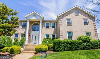 8822 Glenarden Pkwy, Glenarden, MD 20706