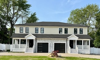 52 Summer St Unit B, Bedford, MA 01730