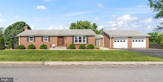 242 Linden Ave, Mercersburg, PA 17236