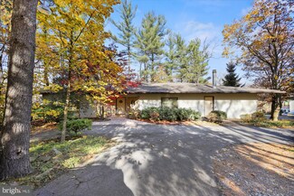 390 N 39th St, Harrisburg, PA 17109