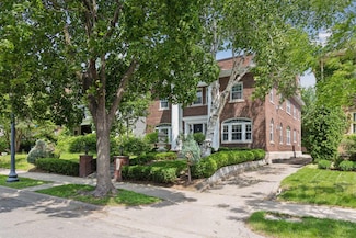 1785 Dupont Ave S Unit Main Floor, Minneapolis, MN 55403