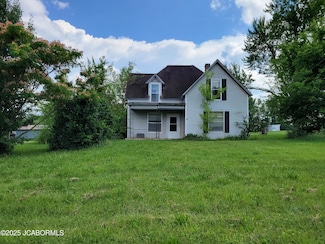 702 Redwood Dr, New Bloomfield, MO 65063