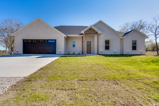 570 Hampel Rd, Palmer, TX 75152