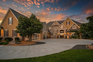 18901 Brookwood Rd, Prior Lake, MN 55372