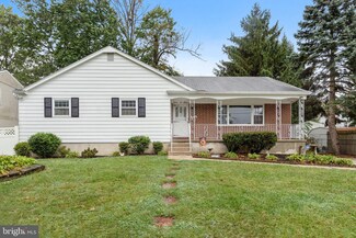 104 N Maple Ave, Maple Shade, NJ 08052