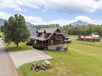 3441 Cove Meadows Dr, Sevierville, TN 37862