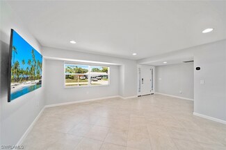 1638 N Hermitage Rd, Fort Myers, FL 33919