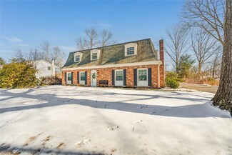 157 Bart Dr, Poughkeepsie, NY 12603