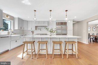 17 Remington Cr, Princeton Junction, NJ 08550