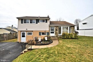 2728 Rossiter Ave, Abington, PA 19001