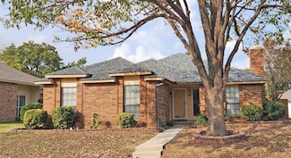 983 Acorn Dr, Lewisville, TX 75067