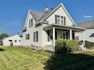 1738 W 6th St, Red Wing, MN 55066