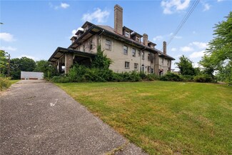 98 Arlene Ave, North Versailles, PA 15137