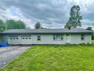 11665 Nadorff Rd, Greenville, IN 47124