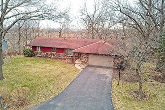 501 Deerpath Dr, Winthrop Harbor, IL 60096