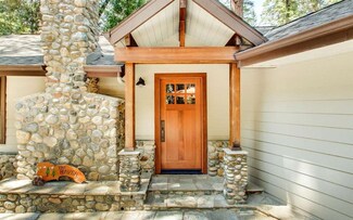 7975 Forest Dr, Yosemite National Park, CA 95389