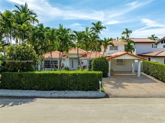250 Greenwood Dr, Key Biscayne, FL 33149