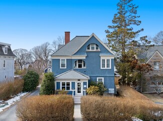 52 Underwood St, Fall River, MA 02720