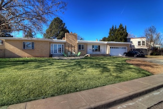 303 Aliso Dr SE, Albuquerque, NM 87108