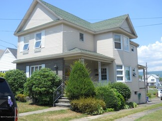 3522 Laurel Ave, Moosic, PA 18507