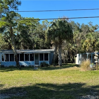 6612 Riverside Dr, Yankeetown, FL 34498