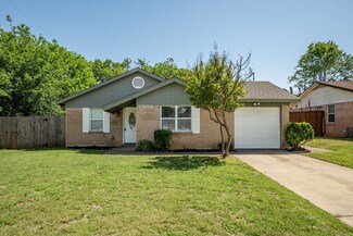 1404 Bryan Dr, Bedford, TX 76022