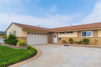 4671 Myra Ave, Cypress, CA 90630