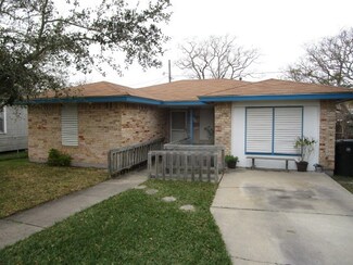 3813 Bertram St, Corpus Christi, TX 78416