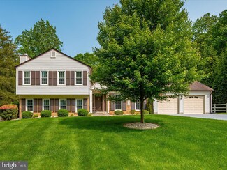 16815 Camberford St, Derwood, MD 20855
