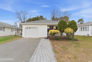 146 Bimini Dr, Toms River, NJ 08757