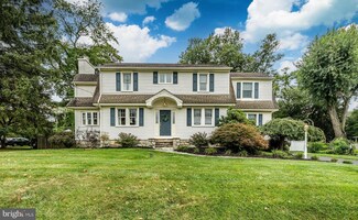 907 Sterner Mill Rd, Feasterville Trevose, PA 19053