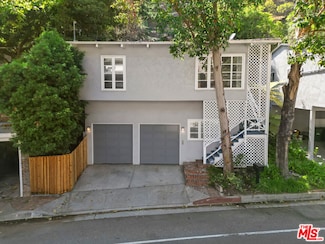 1113 N Beverly Glen Blvd, Los Angeles, CA 90077