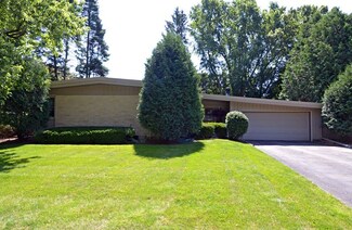 5901 Malabar Ln, Madison, WI 53711