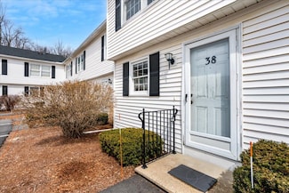 50 Edward J Roy Dr Unit 38, Manchester, NH 03104