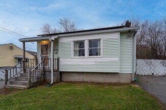 94 Leroy Ave, Methuen, MA 01844