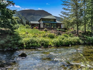 24940 E Tillicum Ave, Mount Hood Village, OR 97067