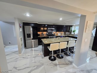 61 Norman Ave, Lake Hiawatha, NJ 07034