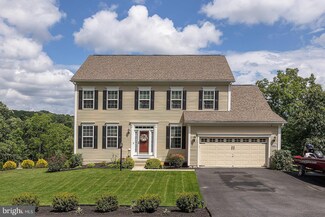 1001 W Masters Dr, Cross Junction, VA 22625