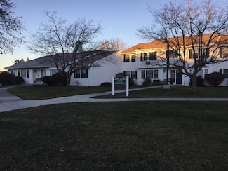 419 E River St, Orange, MA 01364
