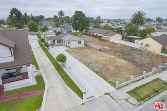 324 W 122nd St, Los Angeles, CA 90061