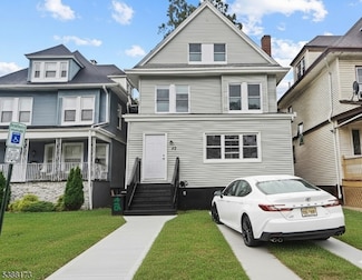 42 Washington Terrace, East Orange, NJ 07017