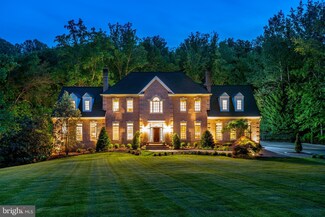 2604 Hannah Farm Ct, Oakton, VA 22124