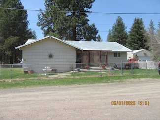 610 S Applegate Ave, Chiloquin, OR 97624