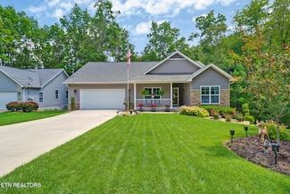 247 Thrushwood Dr, Crossville, TN 38558
