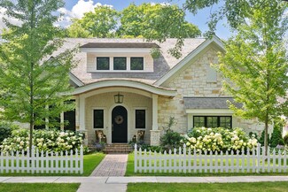 164 3rd St, Excelsior, MN 55331