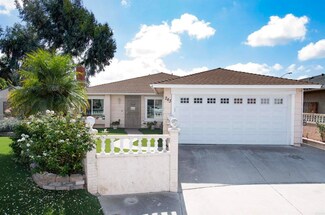 243 Henrietta Ct, San Diego, CA 92114