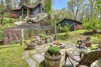 174 Whitaker Ln, Murphy, NC 28906