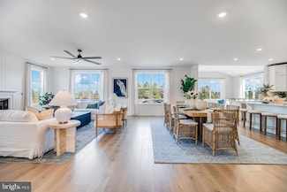 27 Aaron Truehart Way, Titusville, NJ 08560