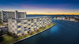 6075 Shore Blvd S Unit 215, Gulfport, FL 33707