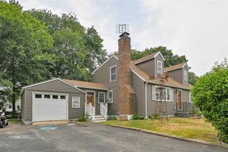 6 Hutchinson Dr, Hampton, NH 03842